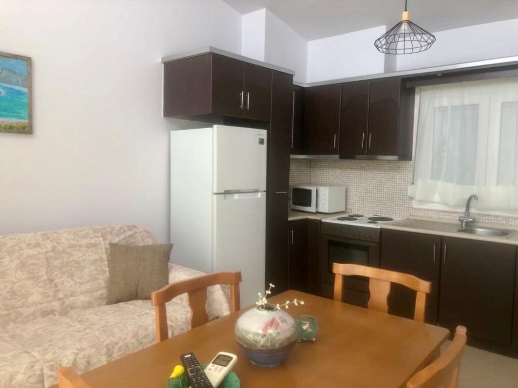 Di Mare apartment Keramotí Esterno foto
