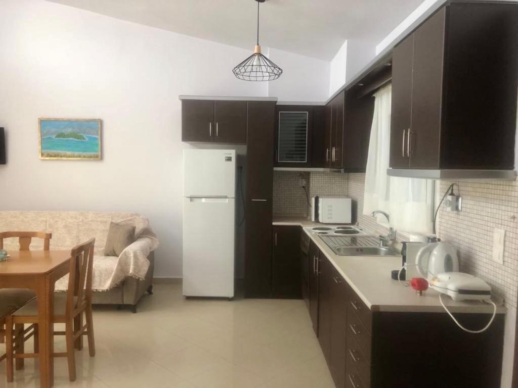 Di Mare apartment Keramotí Esterno foto